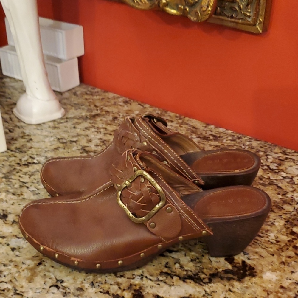 Pesáro Delaney Clog Mules